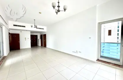 Apartment - 1 Bedroom - 2 Bathrooms for sale in Cascades Tower - Dubai Marina - Dubai