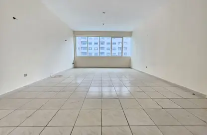Apartment - 2 Bedrooms - 2 Bathrooms for rent in New Al Taawun Road - Al Taawun - Sharjah