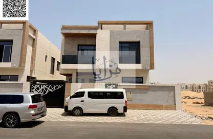Villa - 5 Bedrooms - 7 Bathrooms for sale in Al Yasmeen 1 - Al Yasmeen - Ajman