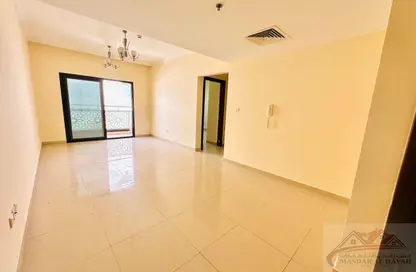 شقة - 2 غرف نوم - 3 حمامات للايجار في بناية مويليح 29 - مويلح - الشارقة شقة - 2 غرف نوم - 3 حمامات للايجار في بناية مويليح 29 - مويلح - الشارقة