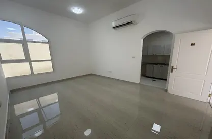 شقة - غرفة نوم - 1 حمام للايجار في مدينة الرياض - أبوظبي