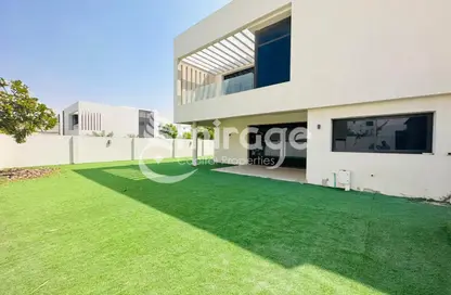 Villa - 5 Bedrooms - 6 Bathrooms for sale in West Yas - Yas Island - Abu Dhabi