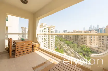 Apartment - 2 Bedrooms - 3 Bathrooms for rent in Al Hallawi - Shoreline Apartments - Palm Jumeirah - Dubai