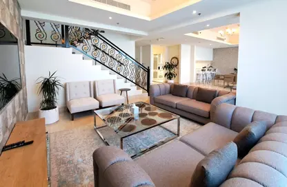 Apartment - 4 Bedrooms - 5 Bathrooms for rent in Barcelo Residences - Dubai Marina - Dubai