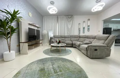 Apartment - 1 Bedroom - 2 Bathrooms for rent in Lavender 1 - Emirates Gardens 1 - Jumeirah Village Circle - Dubai