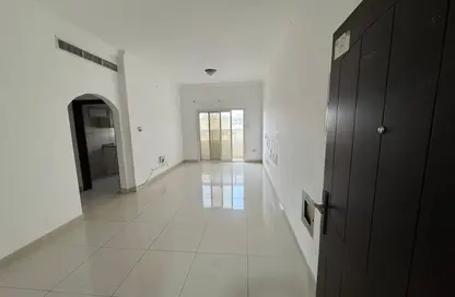 شقة - غرفة نوم - 1 حمام للايجار في الراشدية 2 - الراشدية - عجمان