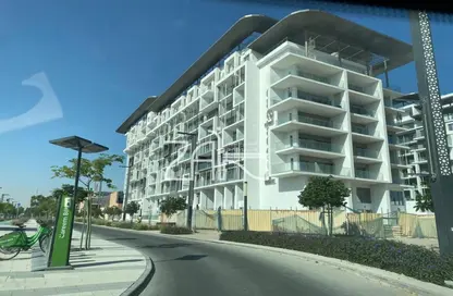 Apartment - Studio - 1 Bathroom for rent in Oasis 1 - Oasis Residences - Masdar City - Abu Dhabi