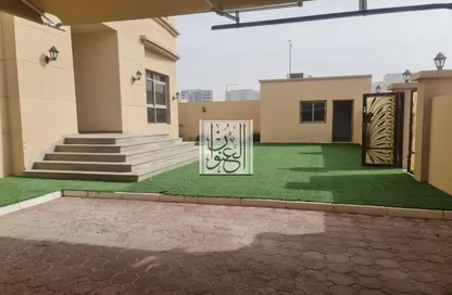 Villa - 5 Bedrooms - 7 Bathrooms for rent in Villa Compound - Khalifa City - Abu Dhabi