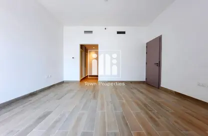 Apartment - 3 Bedrooms - 4 Bathrooms for rent in Waters Edge - Yas Island - Abu Dhabi