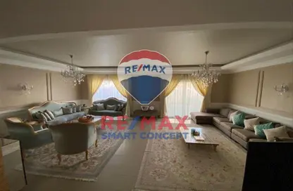 Living Room image for: Villa - 4 Bedrooms - 5 Bathrooms for sale in Mediterranean Style - Al Reef Villas - Al Reef - Abu Dhabi, Image 1