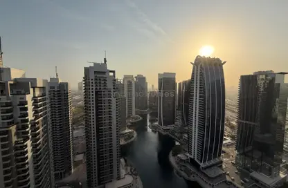 Apartment - 2 Bedrooms - 3 Bathrooms for rent in MAG 214 - JLT Cluster R - Jumeirah Lake Towers - Dubai