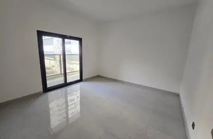 Apartment - 2 Bedrooms - 1 Bathroom for rent in Al Wahda Building - Al Majaz 2 - Al Majaz - Sharjah