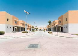 Outdoor Building image for: Townhouse - 3 bedrooms - 3 bathrooms for rent in Manazel Al Reef 2 - Al Samha - Abu Dhabi, Image 1