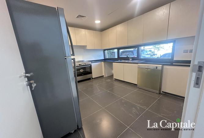 15994396 - صورة العقار 3