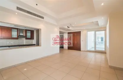 Empty Room image for: Apartment - 3 Bedrooms - 3 Bathrooms for rent in Bin Hendi Tower - Mankhool - Bur Dubai - Dubai, Image 1