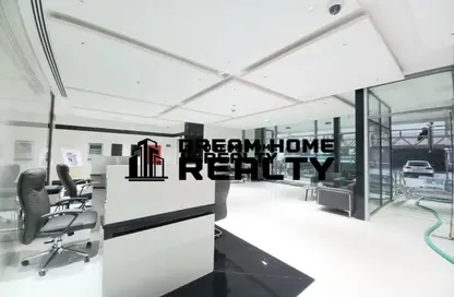 Apartment - 2 Bedrooms - 3 Bathrooms for rent in Rose Tower - Al Khan - Sharjah