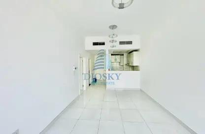 Apartment - 1 Bedroom - 2 Bathrooms for rent in Ajyad Building - District 10 - Jumeirah Village Circle - Dubai