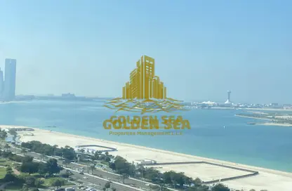 Apartment - 4 Bedrooms - 5 Bathrooms for rent in Cornich Al Khalidiya - Al Khalidiya - Abu Dhabi