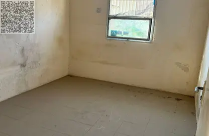 سكن عمال - استوديو - 8 حمامات للايجار في المنطقة الصناعية رقم 7 - المنطقة الصناعية بالشارقة - الشارقة