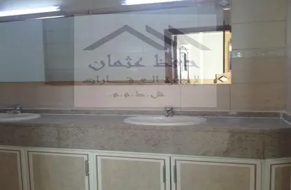 شقة - 3 غرف نوم - 2 حمامات للايجار في منطقة المرور - أبوظبي