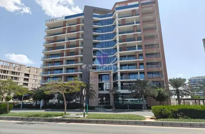 شقة - 2 غرف نوم - 4 حمامات للايجار في شاطئ الراحة - أبوظبي