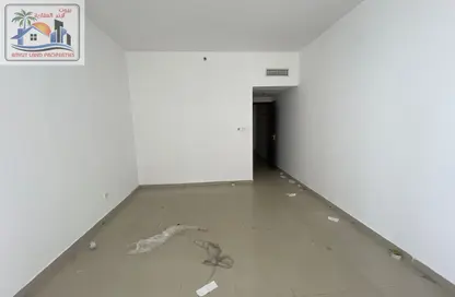 Apartment - 1 Bedroom - 2 Bathrooms for rent in Al Khan Corniche - Al Khan - Sharjah