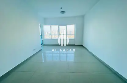 Apartment - 2 Bedrooms - 2 Bathrooms for rent in Al Khan Corniche - Al Khan - Sharjah