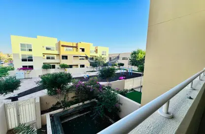 Balcony image for: Villa - 4 Bedrooms - 4 Bathrooms for rent in Al Raha Gardens - Abu Dhabi, Image 1