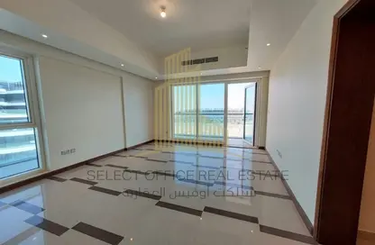 شقة - 2 غرف نوم - 3 حمامات للايجار في شاطئ الراحة - أبوظبي
