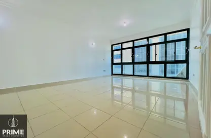Apartment - 3 Bedrooms - 3 Bathrooms for rent in Al Wahda Street - Al Wahda - Abu Dhabi