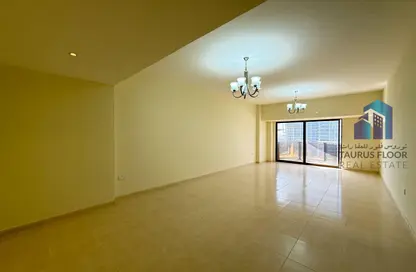 Apartment - 3 Bedrooms - 3 Bathrooms for rent in Sheikh Rashid Building - Sheikh Zayed Road - Dubai