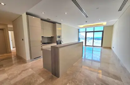 Apartment - 2 Bedrooms - 3 Bathrooms for rent in The 8 - The Crescent - Palm Jumeirah - Dubai