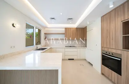 Villa - 2 Bedrooms - 3 Bathrooms for sale in Springs 11 - The Springs - Dubai