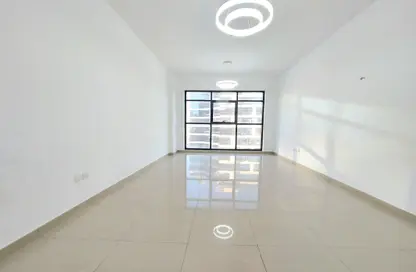 Apartment - 2 Bedrooms - 3 Bathrooms for rent in Jumeirah Garden City - Al Satwa - Dubai