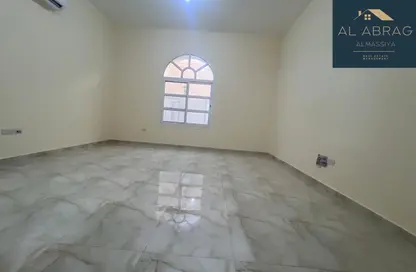 Apartment - Studio - 1 Bathroom for rent in Shakhbout City - Abu Dhabi