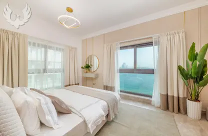 Room / Bedroom image for: Apartment - 4 Bedrooms - 4 Bathrooms for rent in The Fairmont Palm Residence South - The Fairmont Palm Residences - Palm Jumeirah - Dubai, Image 1