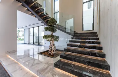 Villa - 5 Bedrooms - 5 Bathrooms for sale in Regional - Jumeirah Park - Dubai
