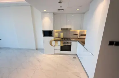 Apartment - 1 Bedroom - 2 Bathrooms for rent in Samana Park Views - Arjan - Dubai