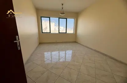 Apartment - 1 Bedroom - 2 Bathrooms for rent in Al Zuaina Building - Al Musalla - Al Gharb - Sharjah