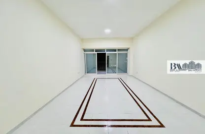 Apartment - 3 Bedrooms - 3 Bathrooms for rent in Business Village - Port Saeed - Deira - Dubai