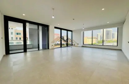 Apartment - 3 Bedrooms - 5 Bathrooms for rent in Umm Hurair 2 - Umm Hurair - Dubai