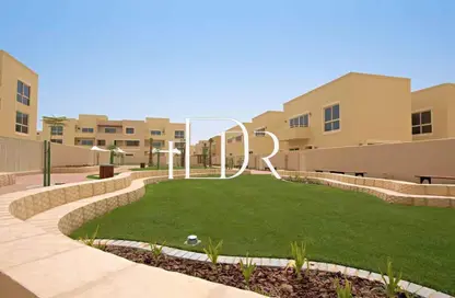 Townhouse - 4 Bedrooms - 5 Bathrooms for rent in Muzera Community - Al Raha Gardens - Abu Dhabi