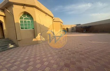 فيلا - 4 غرف نوم - 5 حمامات للايجار في الظيت الجنوبي - الظيت - رأس الخيمة