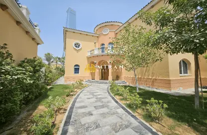 Villa - 5 Bedrooms - 6 Bathrooms for rent in Legacy - Jumeirah Park - Dubai