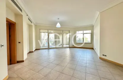 Apartment - 3 Bedrooms - 4 Bathrooms for rent in Al Hamri - Shoreline Apartments - Palm Jumeirah - Dubai