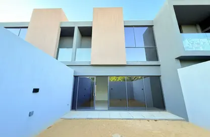 فيلا - 2 غرف نوم - 3 حمامات للايجار في روبينيا - مسار - تلال سيتي - الشارقة