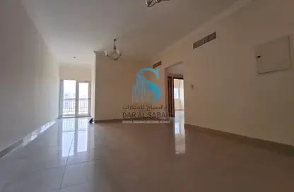 Apartment - 2 Bedrooms - 2 Bathrooms for rent in Al Hafeet Tower 8 - Al Nahda - Sharjah