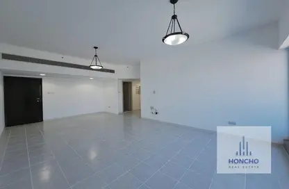 Apartment - 3 Bedrooms - 3 Bathrooms for rent in Zabeel Tower - Sheikh Zayed Road - Dubai