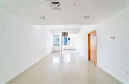 Apartment - 1 Bedroom - 2 Bathrooms for rent in Ocean Heights - Dubai Marina - Dubai