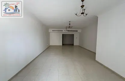 Apartment - 3 Bedrooms - 3 Bathrooms for rent in New Al Taawun Road - Al Taawun - Sharjah
